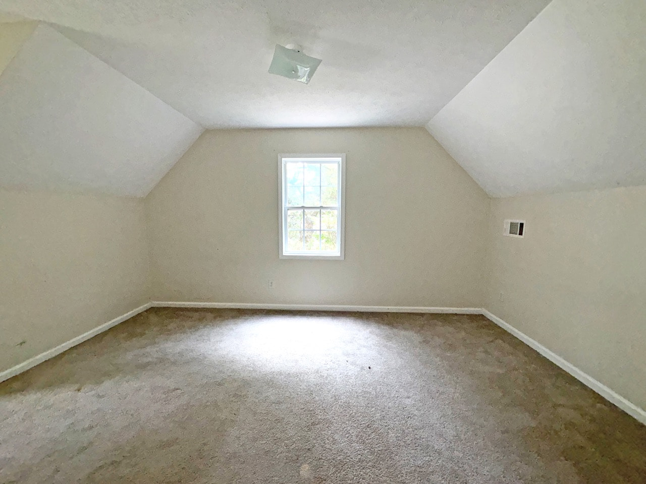 RENT READY SUBTO in Dallas GA 🔥🔥 w POOL ⛱️ NO PMT TIL AUGUST 🚨 NO HOA or Rental Restrictions 😍 NO Pre-approval or Credit Check 🚫 - photo 20