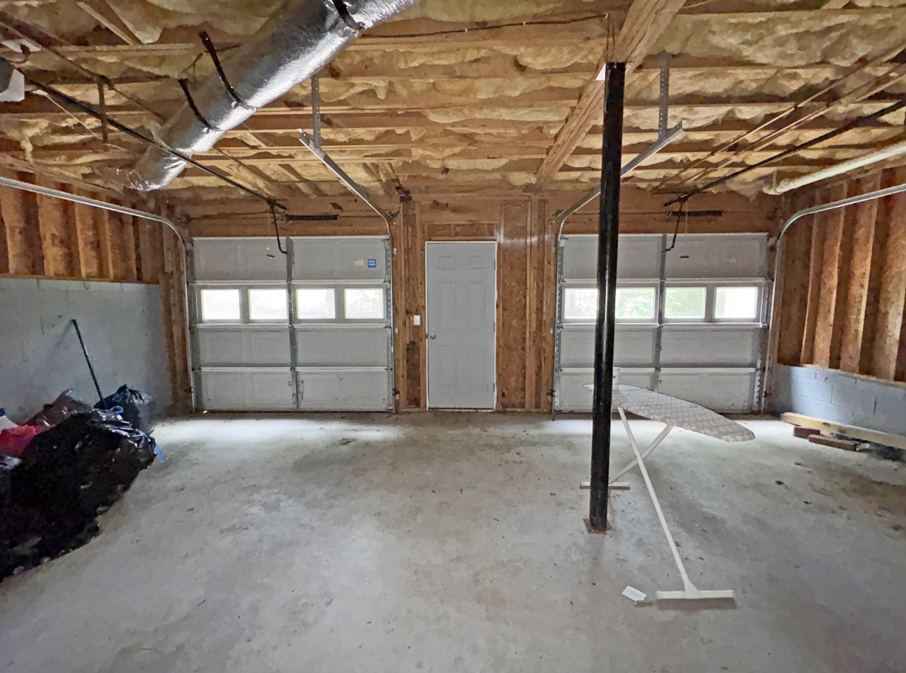 RENT READY SUBTO in Dallas GA 🔥🔥 w POOL ⛱️ NO PMT TIL AUGUST 🚨 NO HOA or Rental Restrictions 😍 NO Pre-approval or Credit Check 🚫 - photo 26