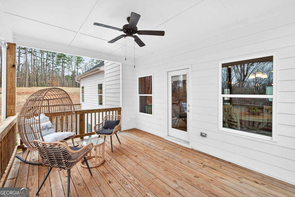 SUBTO in Covington GA ๐ฅ๐ฅ 5.75% Locked In Rate ๐ Master on Main + Basement ๐ Bonus Room + Media Room + Fireplace ๐ฌ NO Pre-approval or Credit Check ๐ซ - photo 24