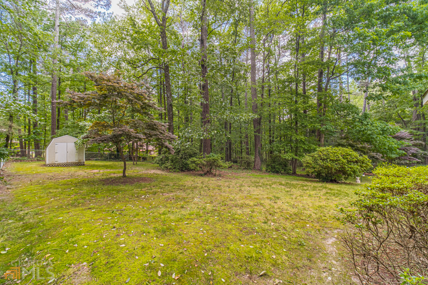 SUBTO in Snellville GA w $50k Estimated Equity ๐ฅ๐ฅ 5.78% Locked In Rate ๐ Screened Porch + Fenced Backyard ๐ฟ Granite Kitchen + Gas Cooktop ๐ณ NO Pre-approval or Credit Check ๐ซ - photo 2