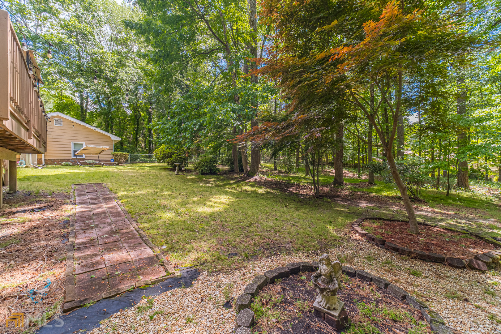 SUBTO in Snellville GA w $50k Estimated Equity ๐ฅ๐ฅ 5.78% Locked In Rate ๐ Screened Porch + Fenced Backyard ๐ฟ Granite Kitchen + Gas Cooktop ๐ณ NO Pre-approval or Credit Check ๐ซ - photo 40