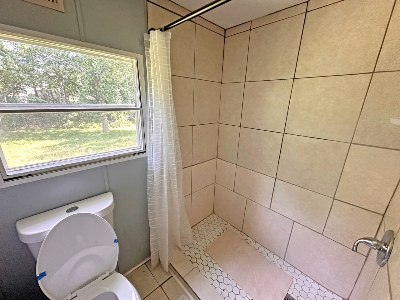 SUBTO Manufactured Home in Locust Grove GA ๐ฅ๐ฅ Cash Flows on LTR ๐ฐ Retired Title ๐ No HOA or Rental Restrictions ๐ NO Pre-approval or Credit Check ๐ซ - photo 14