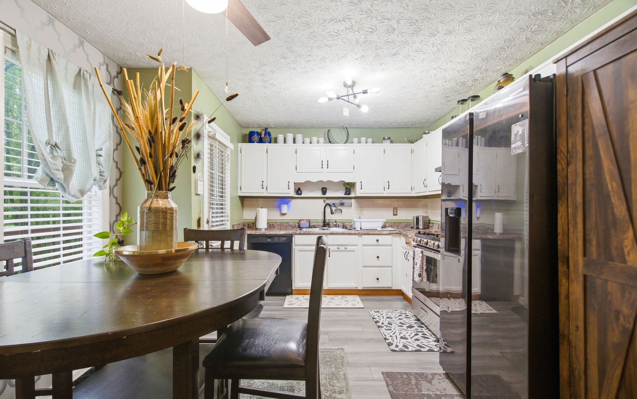 ๐ก Subto Deal in Dallas GA โก Up to $5,583/mo on Airbnb ๐ Split-Level + Bonus Room ๐๏ธ ~10% Down ๐ค NO Pre-approval โ
- photo 4
