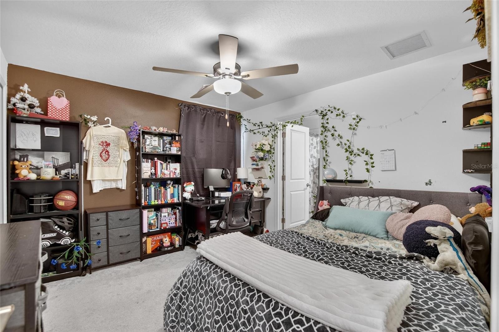 ๐๏ธ 4.75% Subto Townhome in Zephyrhills FL ๐ Up to $3,750/mo on Airbnb ๐ Solar + EV โ๏ธ About 9% Down ๐ช NO Pre-approval or Credit Check โ - photo 17