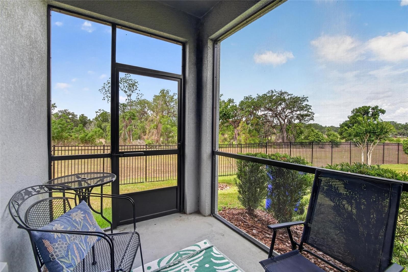 ๐๏ธ 4.75% Subto Townhome in Zephyrhills FL ๐ Up to $3,750/mo on Airbnb ๐ Solar + EV โ๏ธ About 9% Down ๐ช NO Pre-approval or Credit Check โ - photo 23