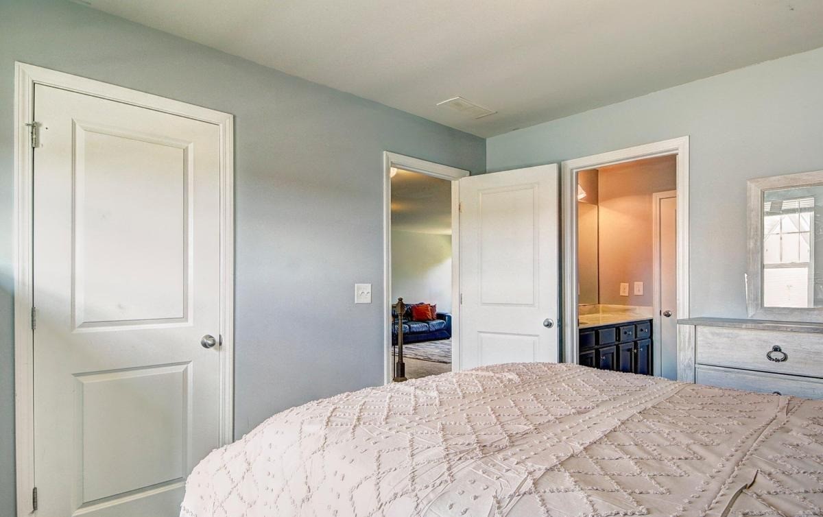 ๐ฌ 4 Bed + Media Room Subto in Villa Rica GA ๐ท๏ธ 5.5% Rate ๐งฎ Only 9% Down ๐ Airbnb Projects $5,750+/mo ๐ฒ NO Pre-approval or Credit Check - photo 13