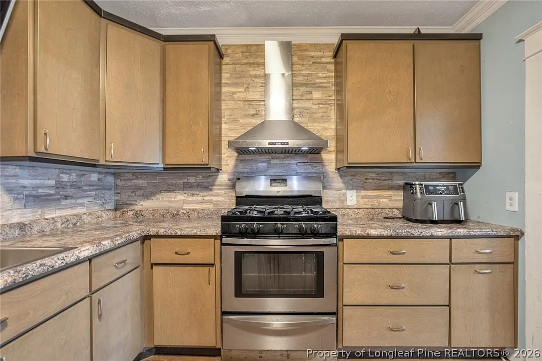 ๐ฅ Subject-To Co-Living Cash Cow in Lumberton NC ๐ฅ๐ฅ Massive 5 Bed / 3.5 Bath, 3,032 sqft on Over an Acre ๐ก Just $9k Down ๐ Oversized Workshop + Sunroom ๐ ๏ธ No Bank Qualifying, No Credit Check ๐ซ - photo 24