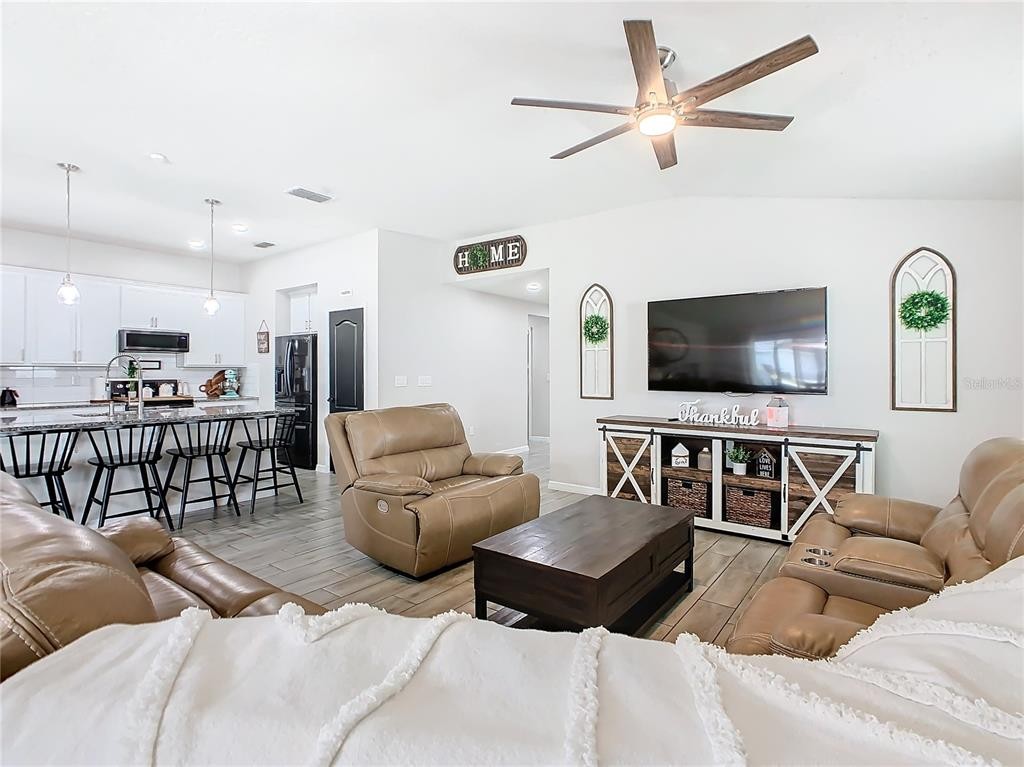 ๐ฅ๐ฅ SUBJECT-TO in Saint Cloud, FL ๐ฅ๐ฅ 5% Rate ๐ธ 4 Bed / 2 Bath 2019 Build ๐ก NO Bank, NO Pre-Approval ๐ Minutes to Lake Nona Medical City ๐ฅ MID-TERM RENTAL STAR โญ๏ธ - photo 24