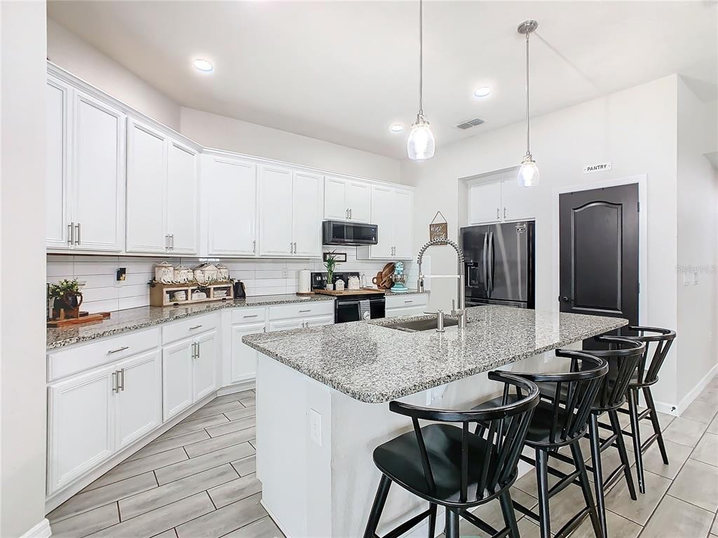 ๐ฅ๐ฅ SUBJECT-TO in Saint Cloud, FL ๐ฅ๐ฅ 5% Rate ๐ธ 4 Bed / 2 Bath 2019 Build ๐ก NO Bank, NO Pre-Approval ๐ Minutes to Lake Nona Medical City ๐ฅ MID-TERM RENTAL STAR โญ๏ธ - photo 19