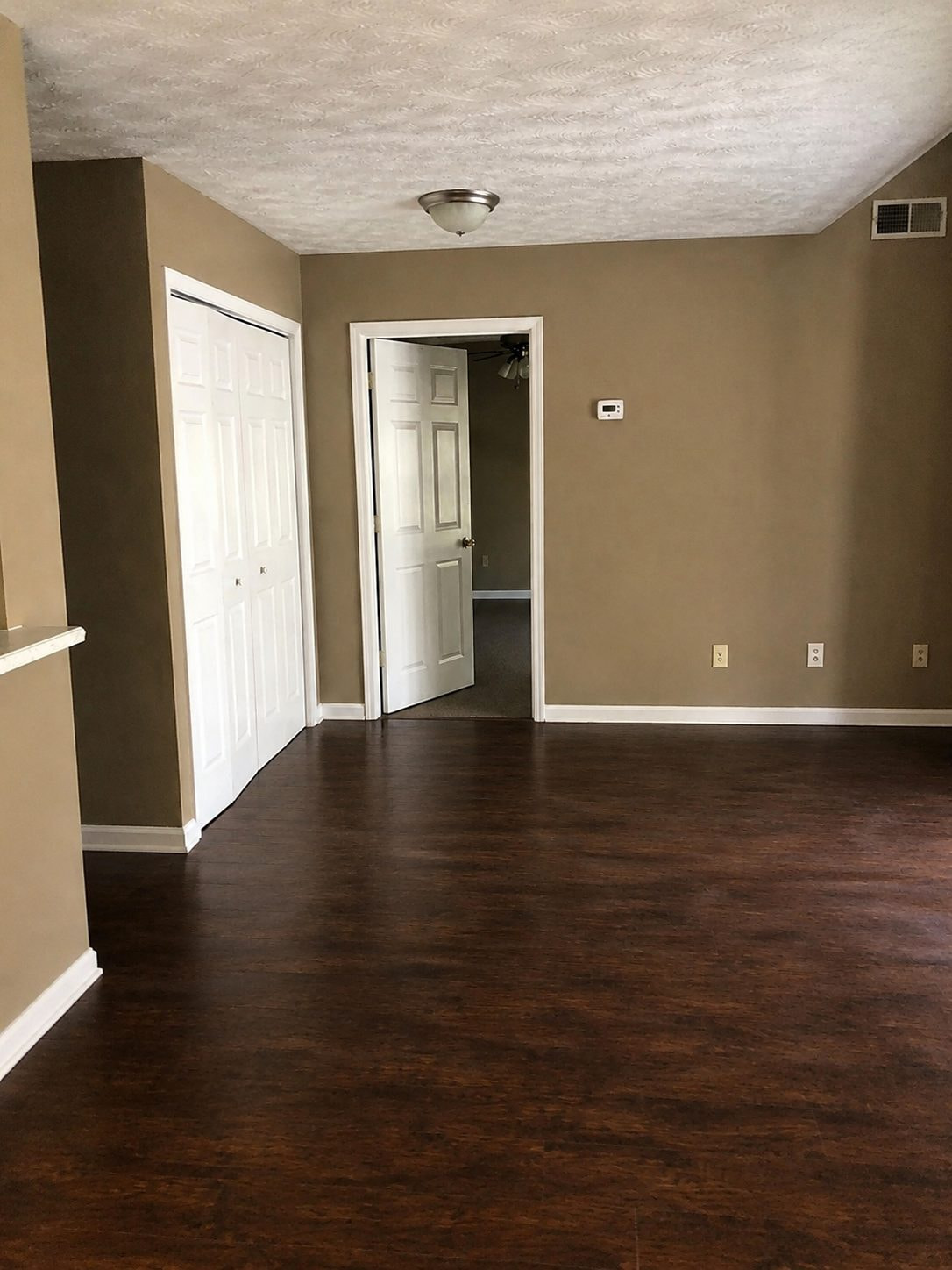 ๐ฅ Subject-To Deal in Cartersville GA ๐ฅ๐ฅ 4.625% Financing Already in Place ๐ต 15K Down + CC to Step In ๐ No HOA, No Rental Restrictions ๐ NO Pre-approval or Credit Check ๐ซ - photo 22