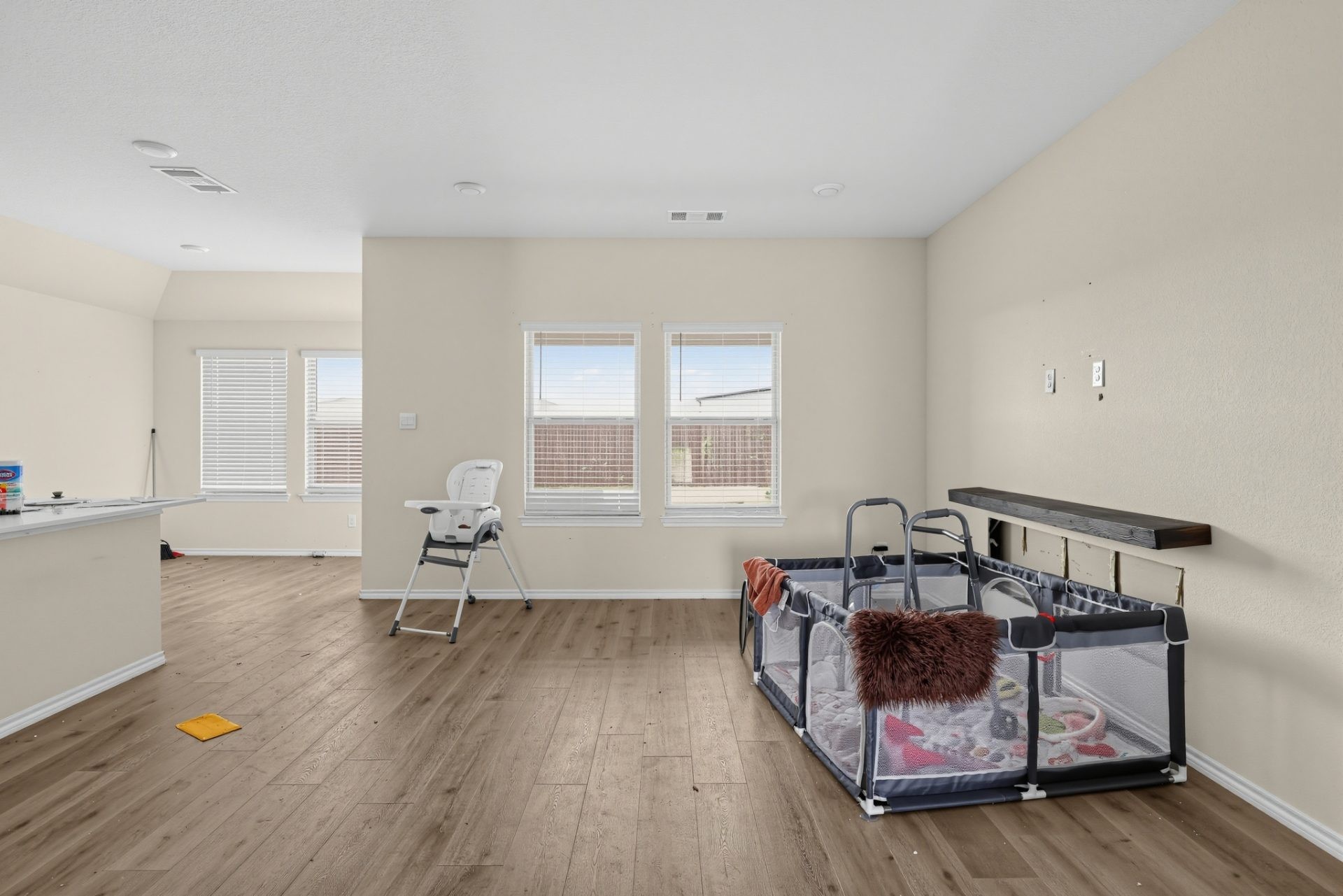 ๐ฅ๐ฅ SUBJECT-TO in Denton, TX ๐ฅ๐ฅ Brand New 3 Bed / 2 Bath ๐๏ธ Step Into CRAZY 4.9% Rate ๐ Just $15k Down ๐ธ NO Bank, NO Pre-Approval ๐ - photo 6