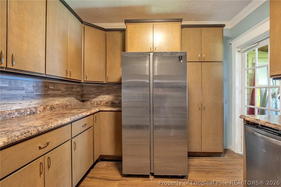 ๐ฅ Subject-To Co-Living Cash Cow in Lumberton NC ๐ฅ๐ฅ Massive 5 Bed / 3.5 Bath, 3,032 sqft on Over an Acre ๐ก Just $9k Down ๐ Oversized Workshop + Sunroom ๐ ๏ธ No Bank Qualifying, No Credit Check ๐ซ - photo 23