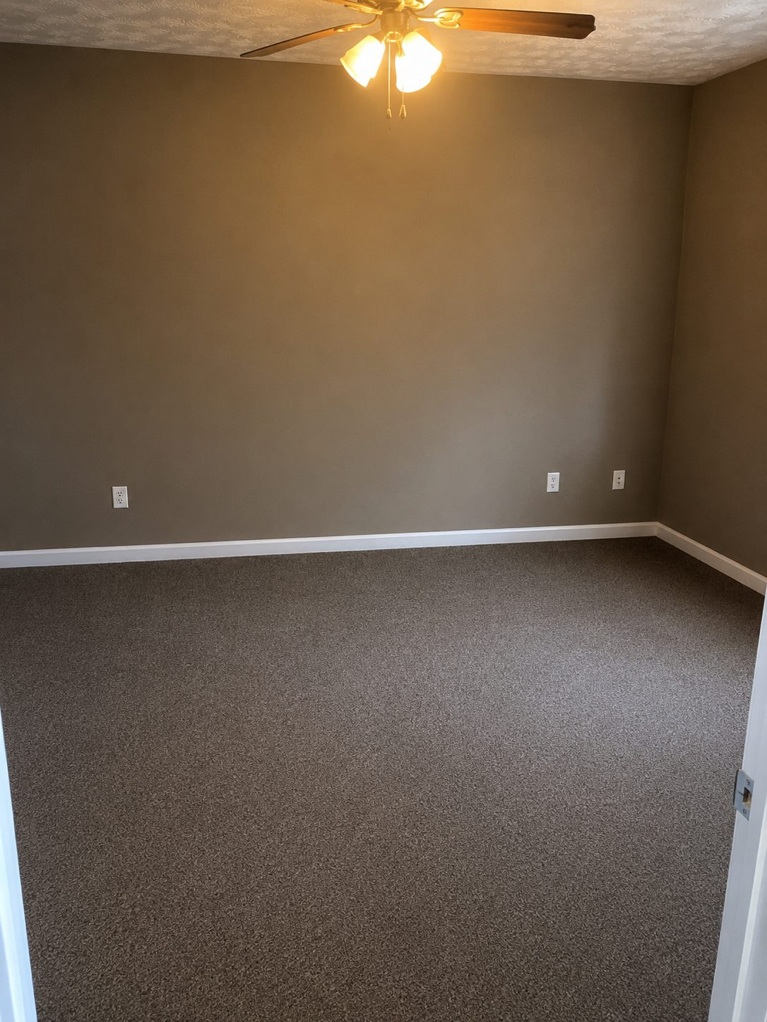 ๐ฅ Subject-To Deal in Cartersville GA ๐ฅ๐ฅ 4.625% Financing Already in Place ๐ต 15K Down + CC to Step In ๐ No HOA, No Rental Restrictions ๐ NO Pre-approval or Credit Check ๐ซ - photo 4