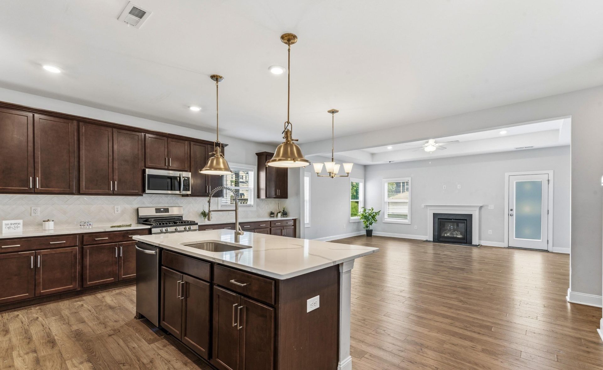 ๐ฅ๐ฅ SUBJECT-TO in Knightdale, NC ๐ฅ๐ฅ Brand New 4 Bed / 2.5 Bath ๐๏ธ Step Into 5.99% Financing ๐ Just $25k to Step In ๐ธ NO Bank, NO Pre-Approval ๐ - photo 34