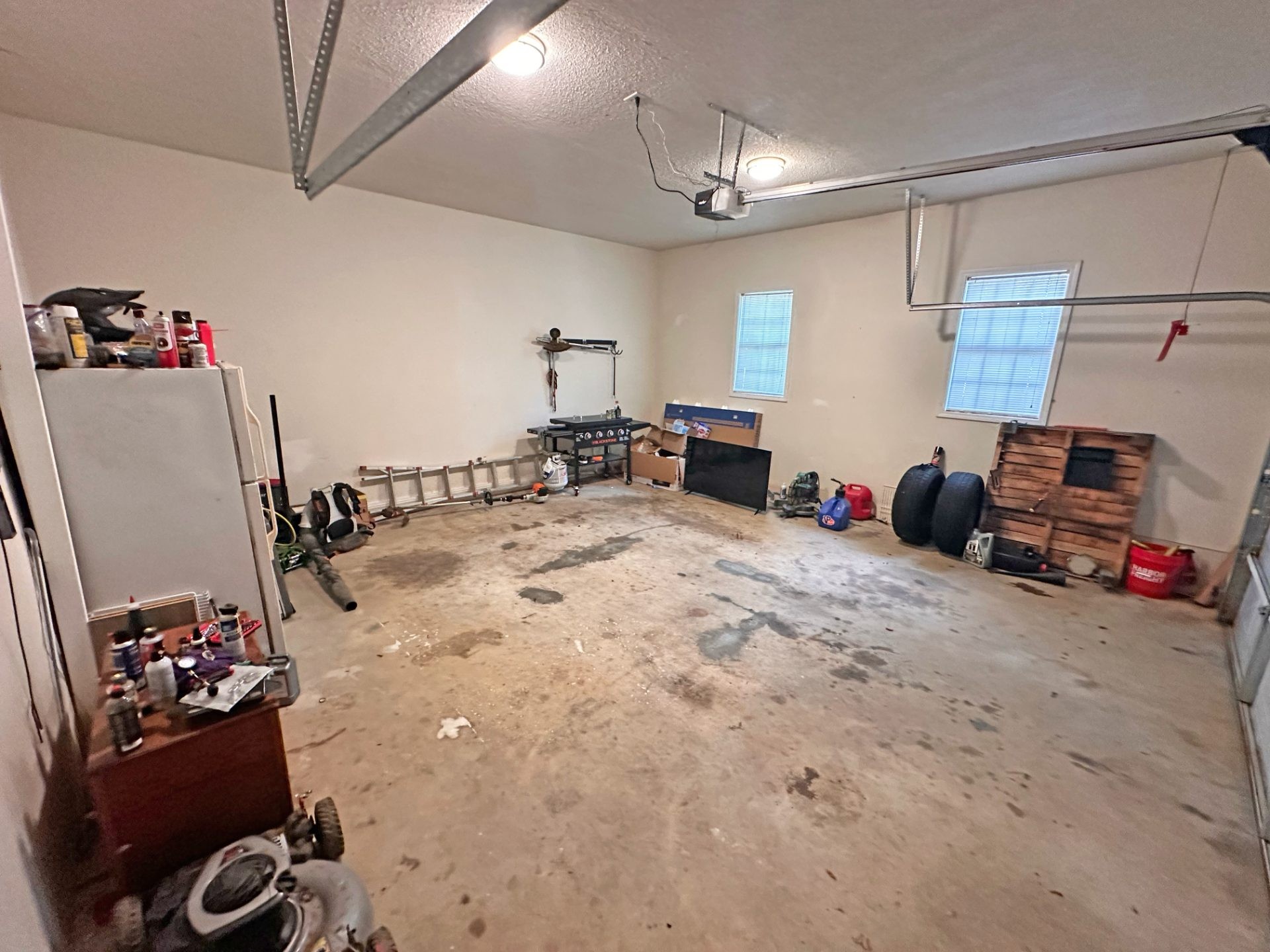 ๐ฅ Subject-To STR Money Maker in Eatonton GA ๐ฅ 4 Bed / 3 Bath, 2,560 sqft on Over an Acre ๐ก Up to $7,000/mo on Airbnb ๐ฐ Just $5k Down ๐ Private Lake Access Community ๐ค No Bank Qualifying ๐ซ - photo 13