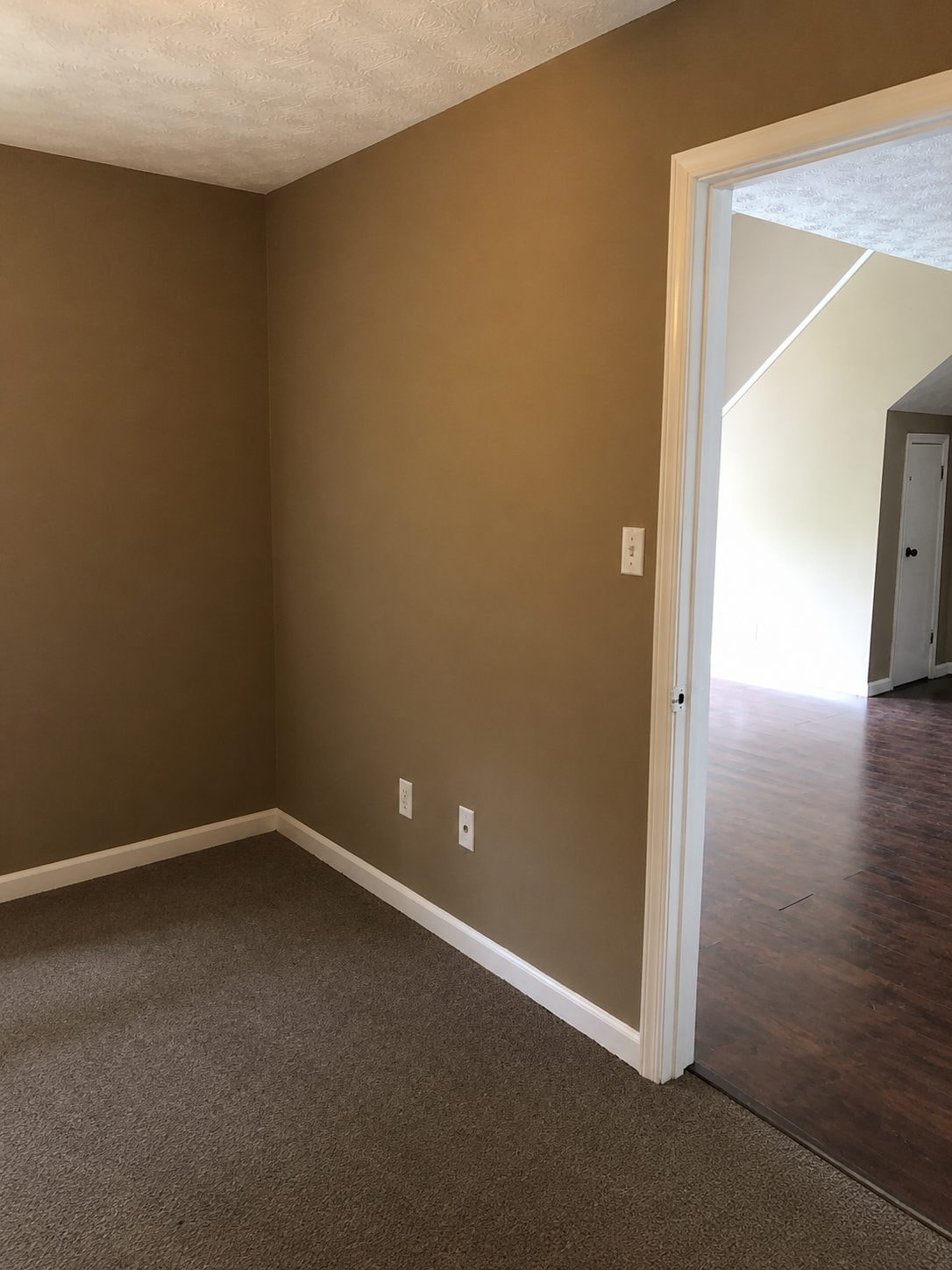 ๐ฅ Subject-To Deal in Cartersville GA ๐ฅ๐ฅ 4.625% Financing Already in Place ๐ต 15K Down + CC to Step In ๐ No HOA, No Rental Restrictions ๐ NO Pre-approval or Credit Check ๐ซ - photo 3