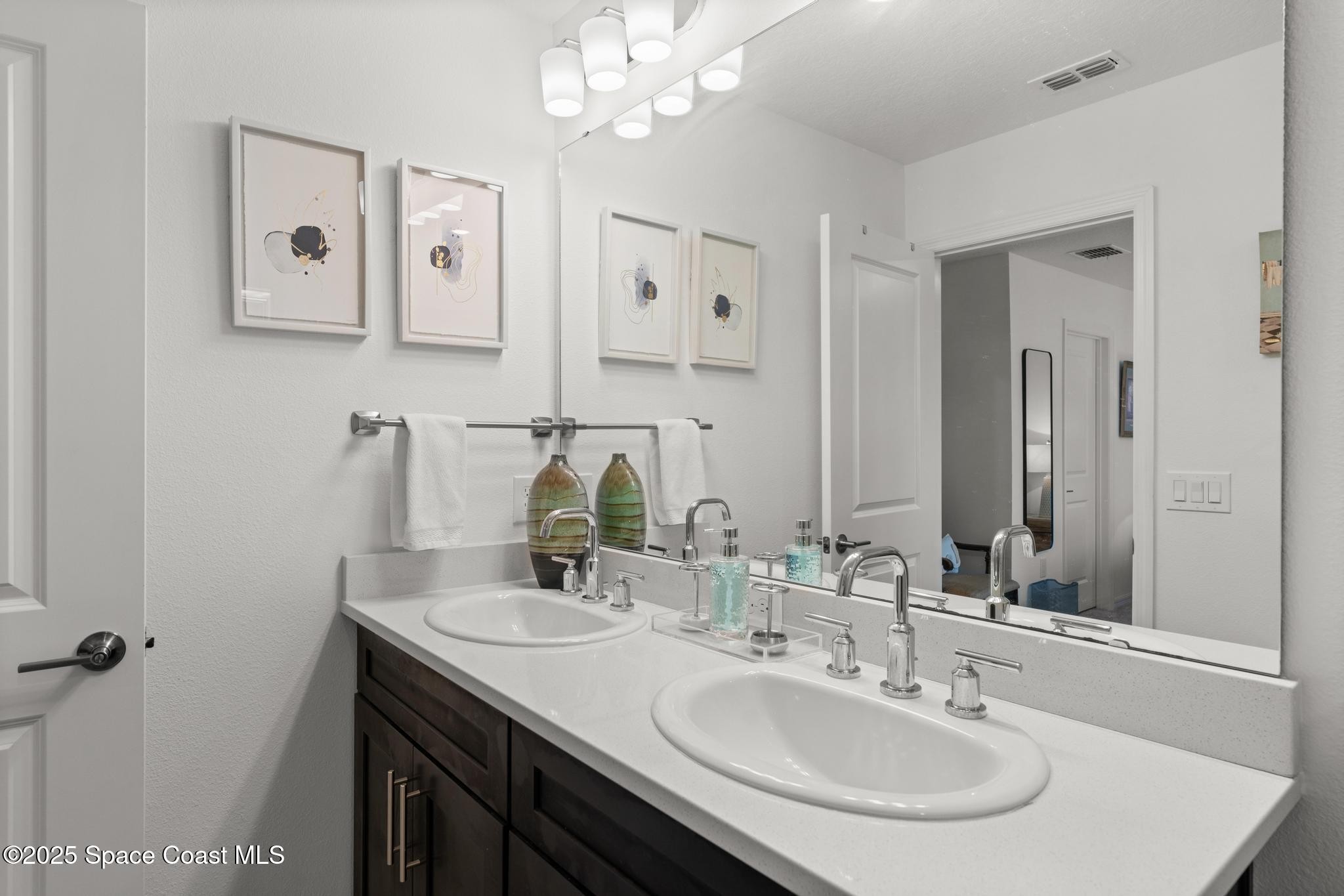 ๐ฅ๐ฅ SUBJECT-TO in Kissimmee, FL ๐ฅ๐ฅ Brand New 3 Bed Townhome ๐๏ธ Step Into 5.625% Financing ๐ Just $12.5k to Step In ๐ธ NO Bank, NO Pre-Approval ๐ - photo 5