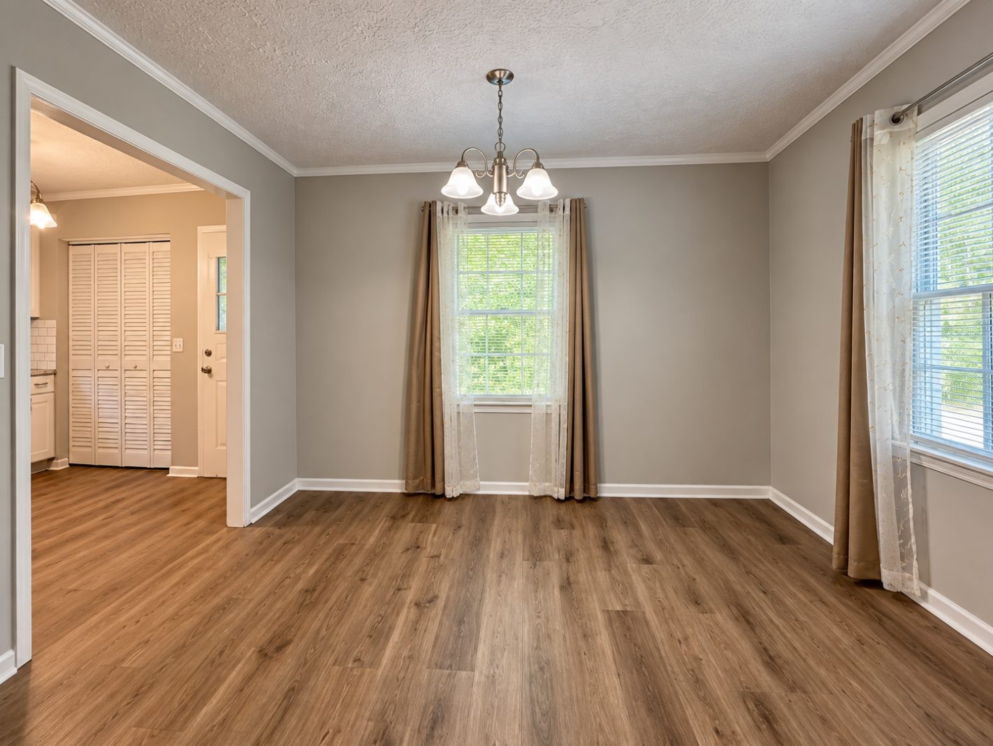 ๐ก SUBJECT-TO in Franklin, GA ๐ฅ๐ฅ 3 Bed / 1.5 Bath Remodeled Ranch ๐ No Bank, No New Loan ๐ซ NO HOA, NO Rental Restrictions ๐ต Under 5% Down - photo 8