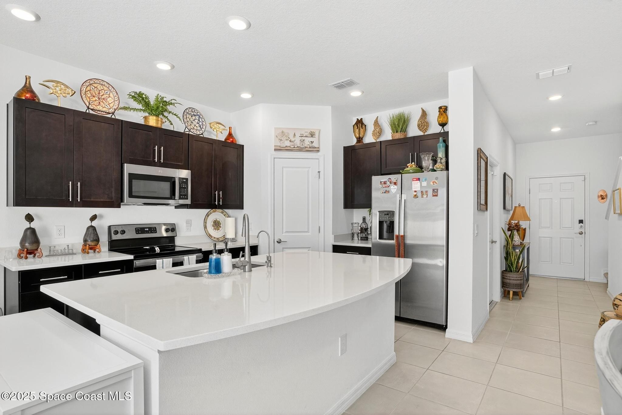 ๐ฅ๐ฅ SUBJECT-TO in Kissimmee, FL ๐ฅ๐ฅ Brand New 3 Bed Townhome ๐๏ธ Step Into 5.625% Financing ๐ Just $12.5k to Step In ๐ธ NO Bank, NO Pre-Approval ๐ - photo 9