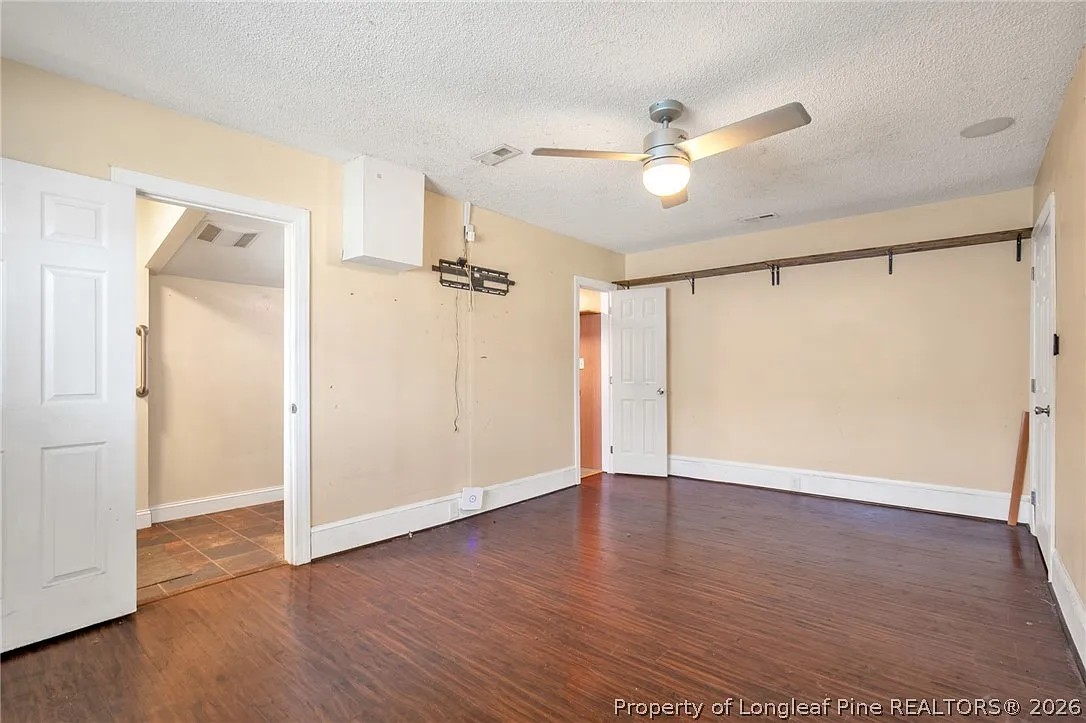 ๐ฅ Subject-To Co-Living Cash Cow in Lumberton NC ๐ฅ๐ฅ Massive 5 Bed / 3.5 Bath, 3,032 sqft on Over an Acre ๐ก Just $9k Down ๐ Oversized Workshop + Sunroom ๐ ๏ธ No Bank Qualifying, No Credit Check ๐ซ - photo 29