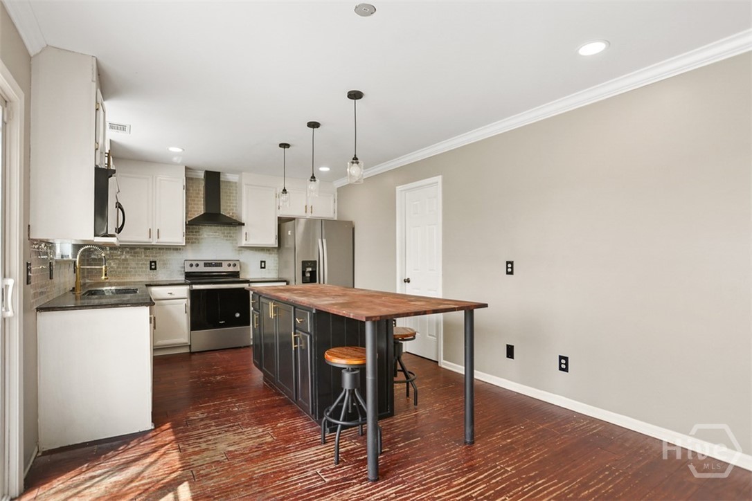 ๐ก SUBJECT-TO in Savannah GA ๐ฅ๐ฅ 5 Bed / 3 Bath, 3,236 Sqft ๐ STR CASH COW ๐ฎ ๐ธ Take Over the Existing Financing ๐ No Bank, No New Loan ๐ณ Move-In Ready Near the Ports ๐ต Only 7% Down - photo 11