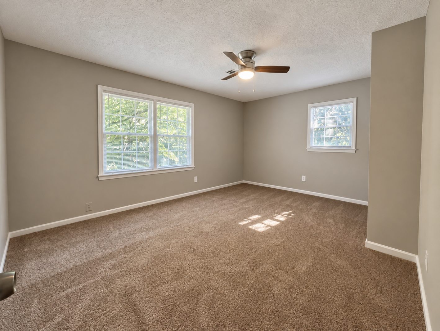 ๐ก SUBJECT-TO in Franklin, GA ๐ฅ๐ฅ 3 Bed / 1.5 Bath Remodeled Ranch ๐ No Bank, No New Loan ๐ซ NO HOA, NO Rental Restrictions ๐ต Under 5% Down - photo 4