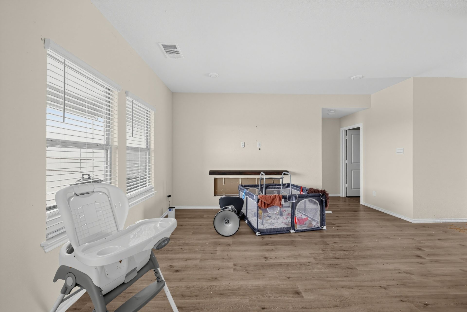 ๐ฅ๐ฅ SUBJECT-TO in Denton, TX ๐ฅ๐ฅ Brand New 3 Bed / 2 Bath ๐๏ธ Step Into CRAZY 4.9% Rate ๐ Just $15k Down ๐ธ NO Bank, NO Pre-Approval ๐ - photo 11