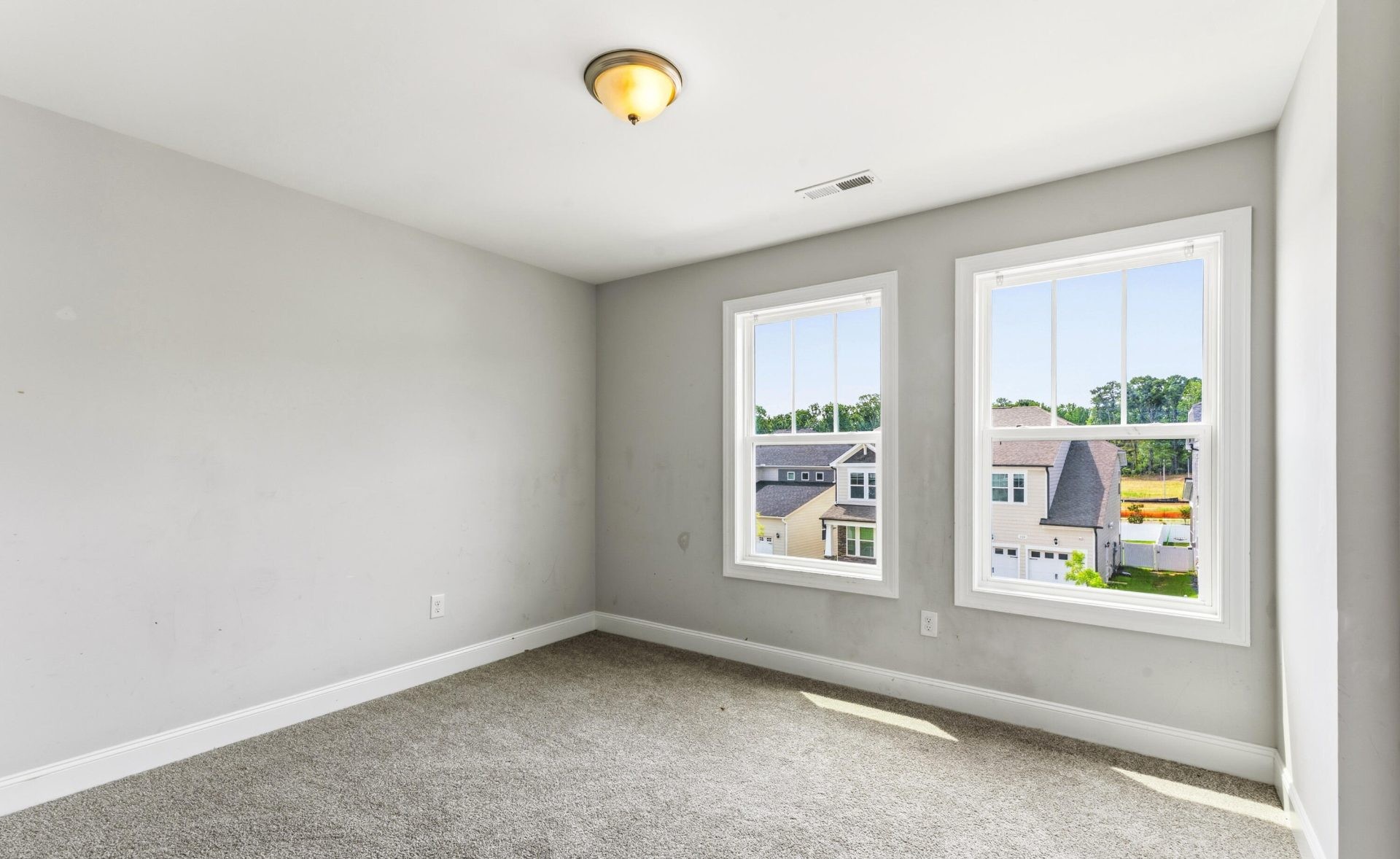 ๐ฅ๐ฅ SUBJECT-TO in Knightdale, NC ๐ฅ๐ฅ Brand New 4 Bed / 2.5 Bath ๐๏ธ Step Into 5.99% Financing ๐ Just $25k to Step In ๐ธ NO Bank, NO Pre-Approval ๐ - photo 15