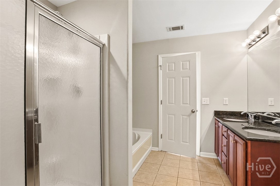 ๐ก SUBJECT-TO in Savannah GA ๐ฅ๐ฅ 5 Bed / 3 Bath, 3,236 Sqft ๐ STR CASH COW ๐ฎ ๐ธ Take Over the Existing Financing ๐ No Bank, No New Loan ๐ณ Move-In Ready Near the Ports ๐ต Only 7% Down - photo 17